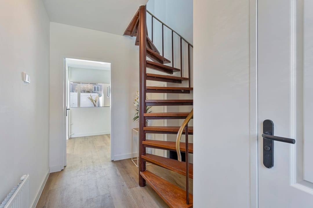 Foto 13 van van Vollenhovenstraat 20