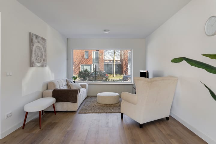 Foto 16 van van Vollenhovenstraat 20