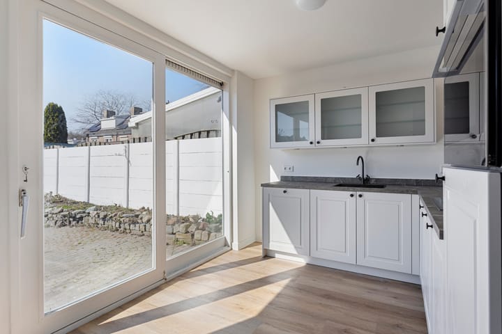 Foto 20 van van Vollenhovenstraat 20