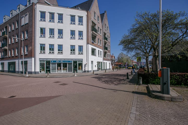 Badhuisstraat 2