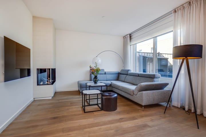 Foto 14 van Helmbloem 5