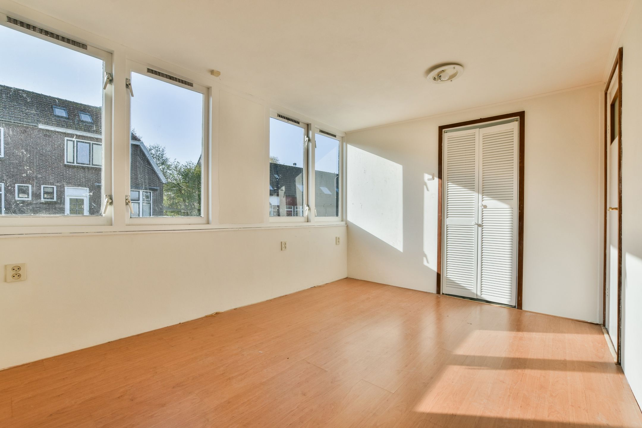 Photo 24 of Westzanerdijk 162