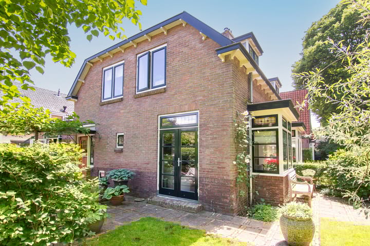 Photo 29 of Sint Antoniusstraat 17