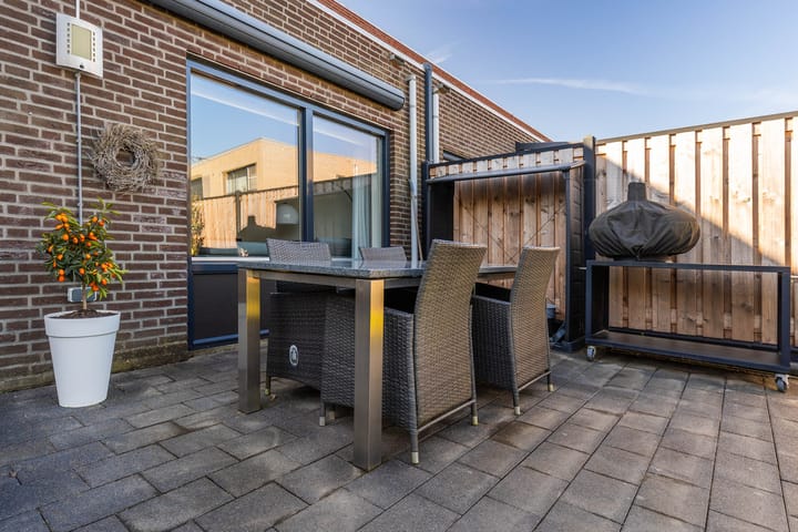 Foto 37 van Helmbloem 5