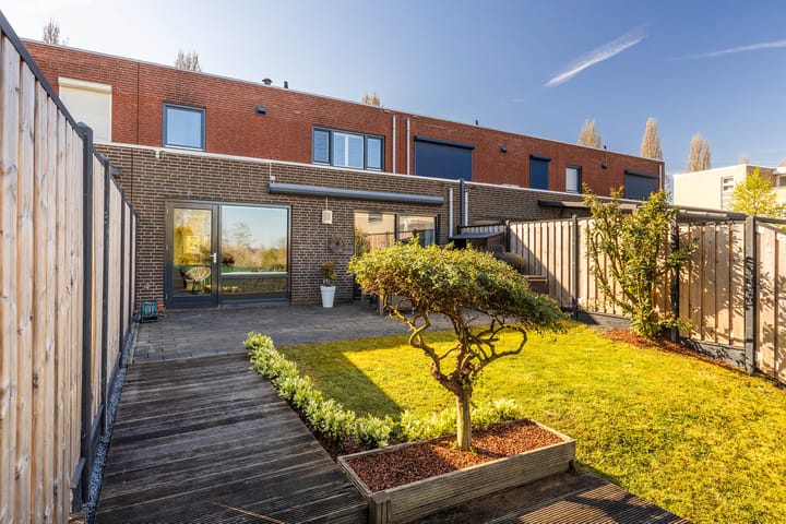 Foto 42 van Helmbloem 5