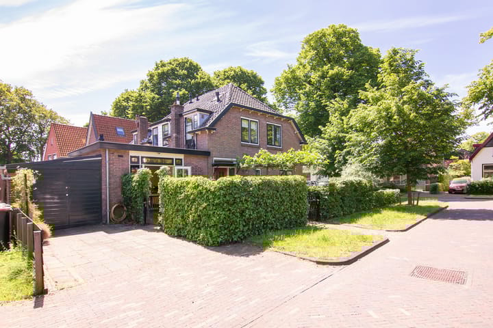 Photo 24 of Sint Antoniusstraat 17