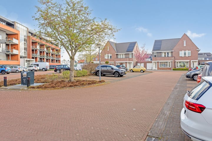 Foto 32 van Capellestraat 128