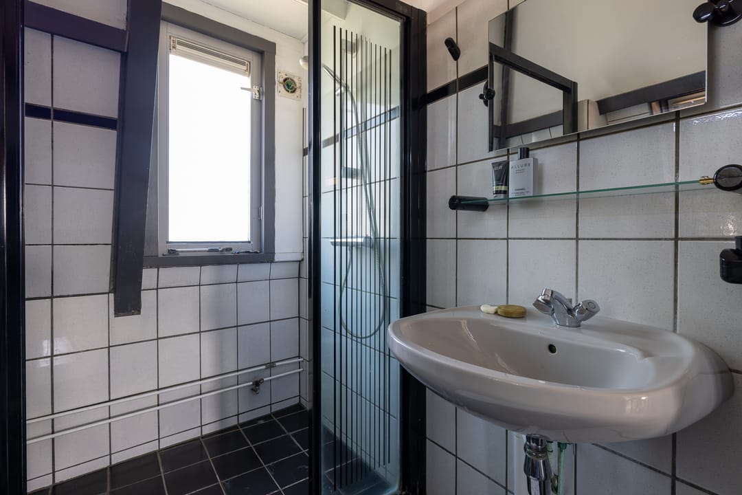 Photo 38 of Berglustlaan 6-B