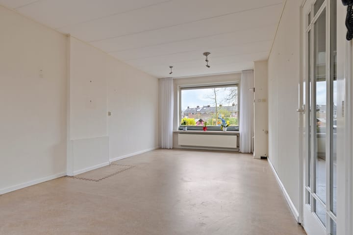 Photo 14 of van Wijngaardenplein 39