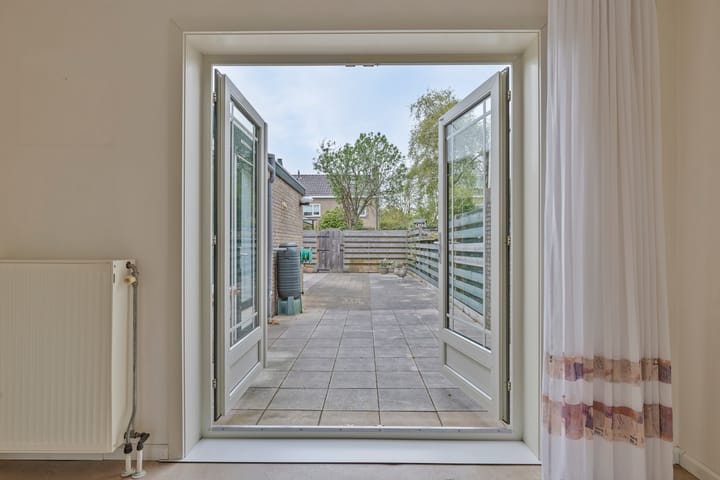 Photo 15 of van Wijngaardenplein 39