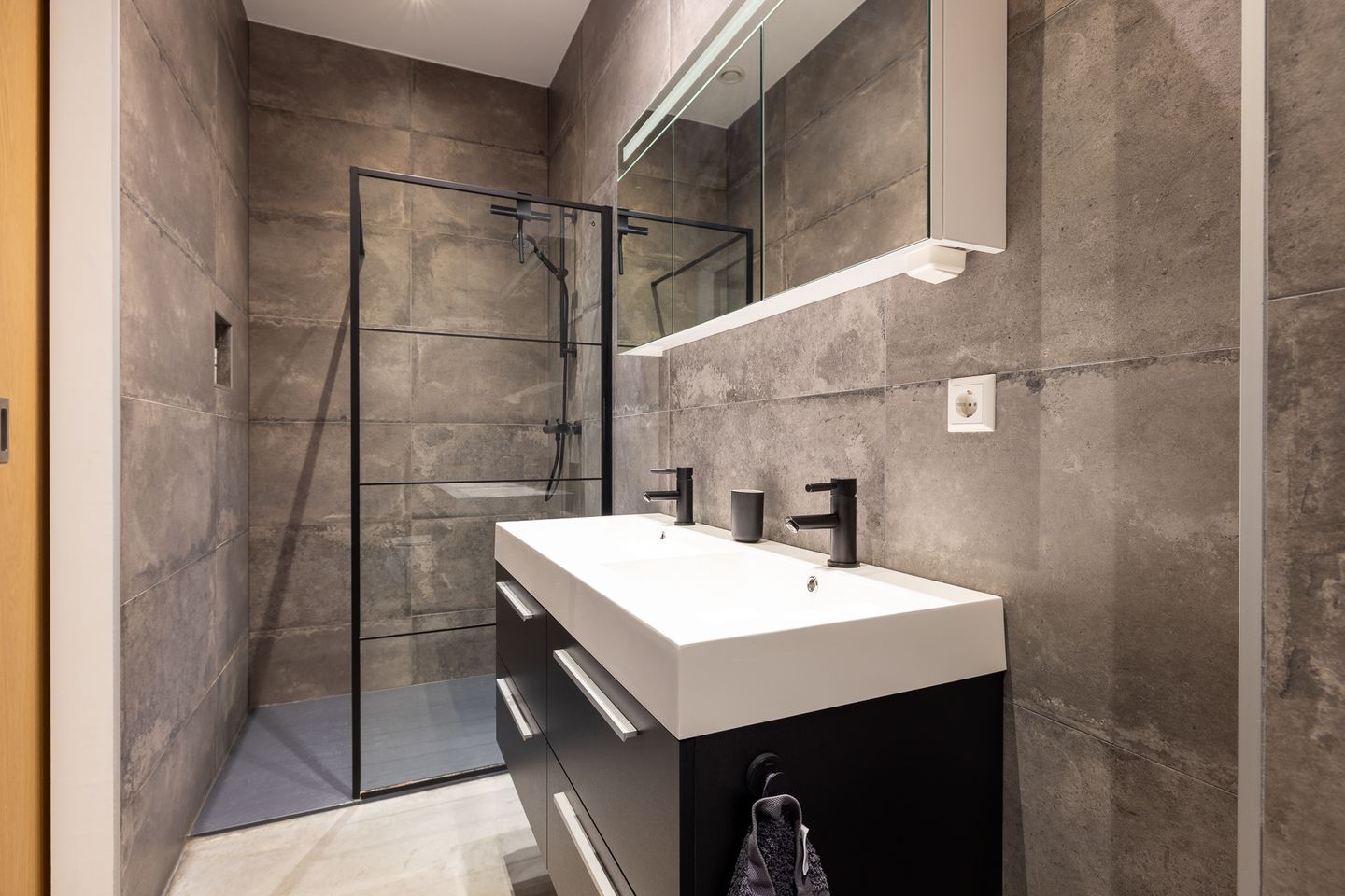 Foto 40 van Rochussenstraat 215-A