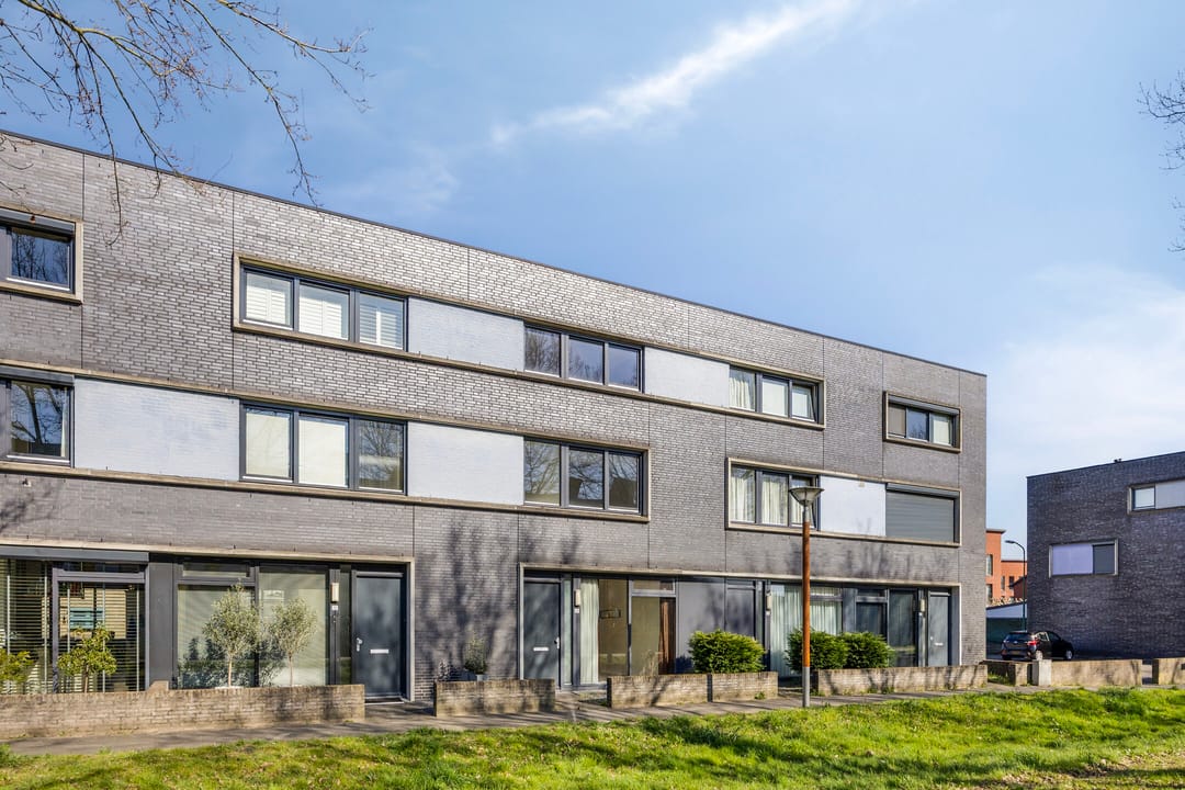 Foto 1 van Roggehof 14