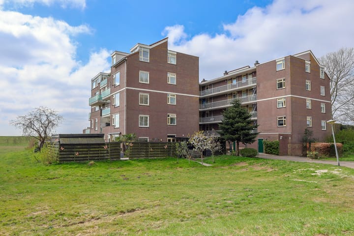 Foto 1 van Terpmeent 12