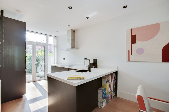 Foto 2 van van Alphenstraat 114