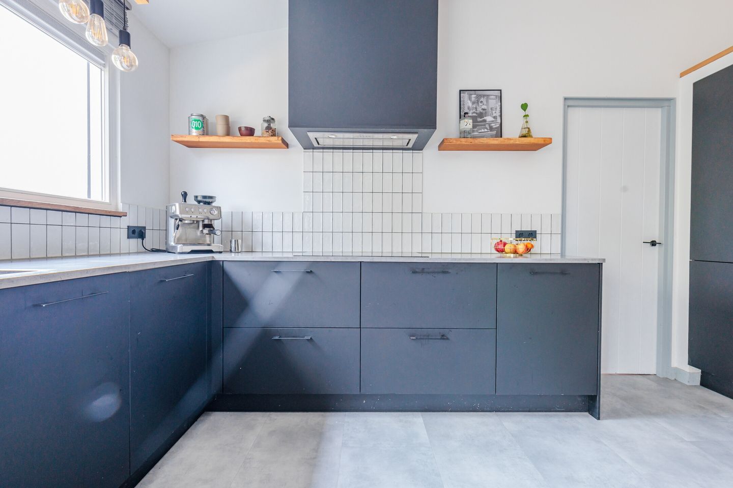 Photo 10 of Molendijk 46