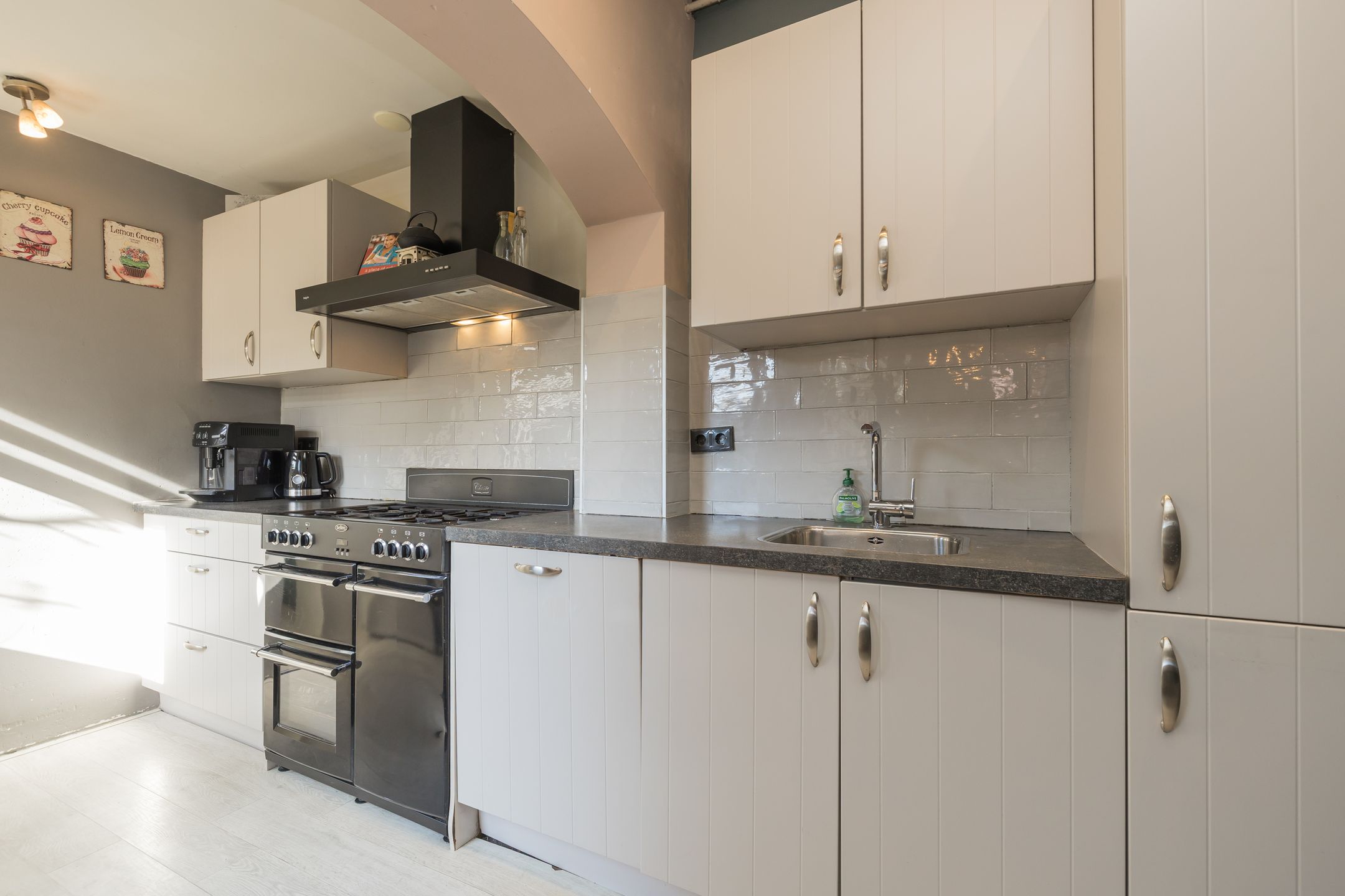 Foto 3 van van der Veldstraat 11