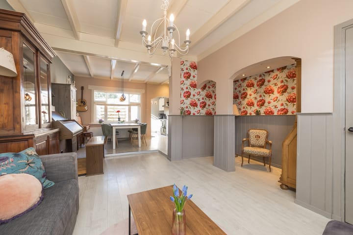 Foto 7 van van der Veldstraat 11