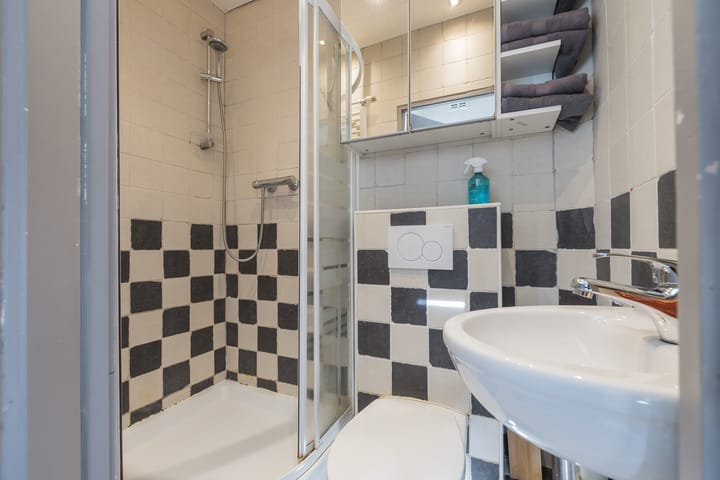 Foto 14 van van der Veldstraat 11