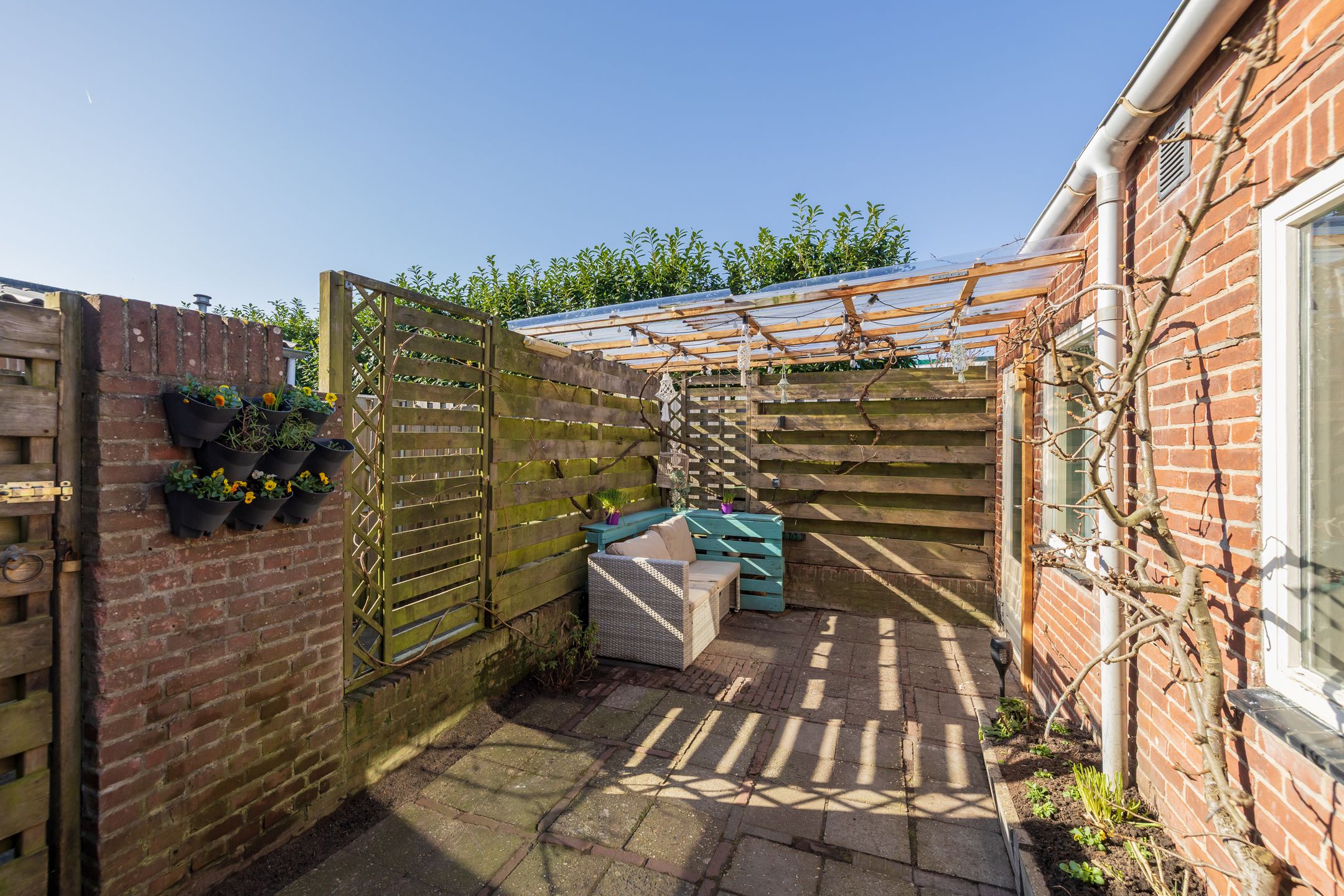 Foto 15 van van der Veldstraat 11