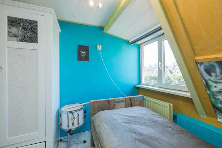 Foto 19 van van der Veldstraat 11