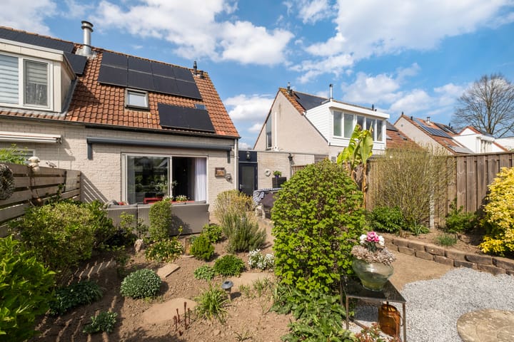 Foto 22 van Karwijhof 18