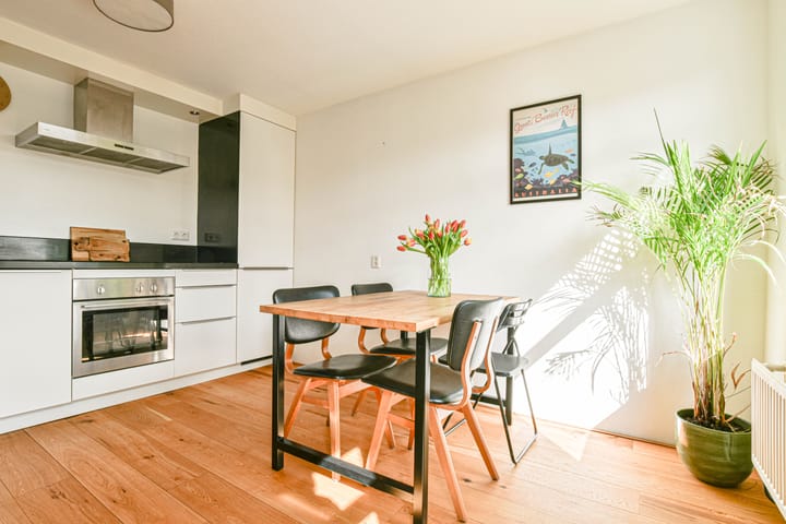 Foto 6 van Riouwstraat 107-E