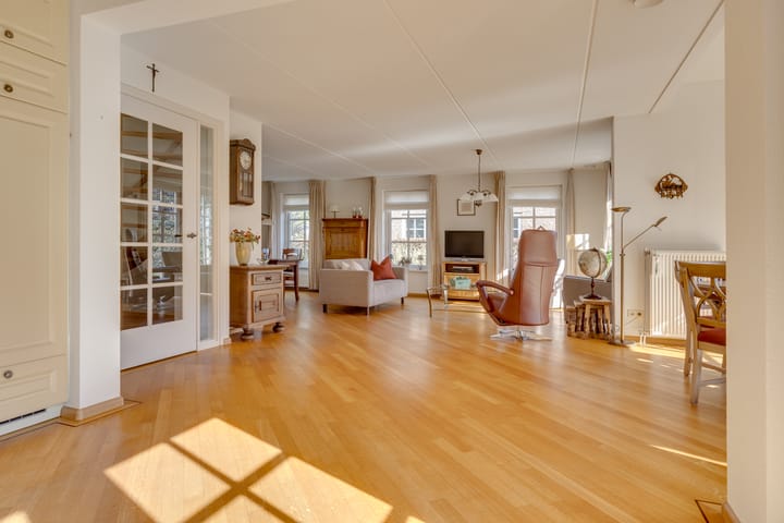 Foto 6 van Martinalaan 5