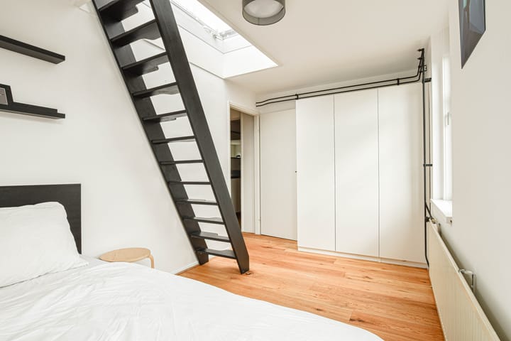 Foto 13 van Riouwstraat 107-E