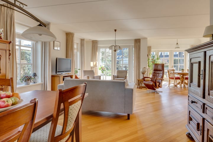 Foto 12 van Martinalaan 5