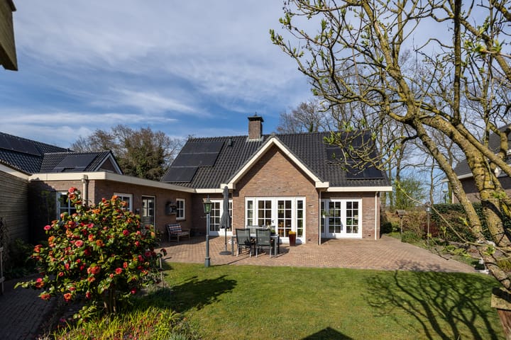 Foto 30 van Martinalaan 5