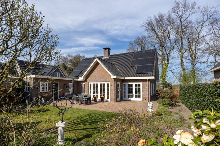 Foto 32 van Martinalaan 5