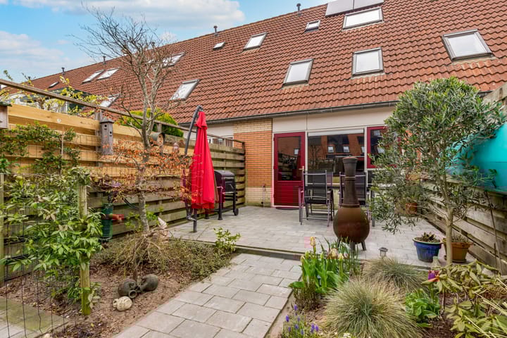 Foto 33 van Darja Collinstraat 7