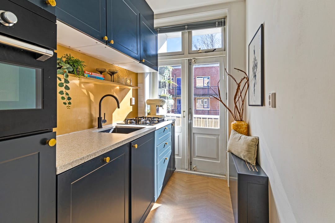 Photo 8 of Javastraat 172-2