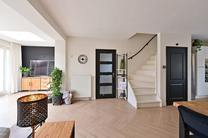 Foto 8 van Curiestraat 48