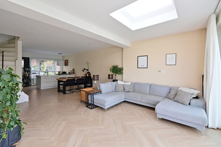 Foto 9 van Curiestraat 48