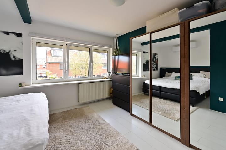 Foto 12 van Curiestraat 48