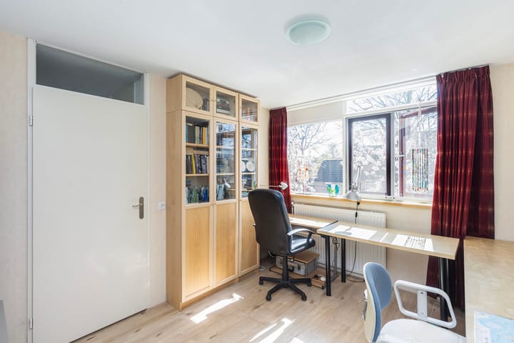 Foto 15 van Middelstekamplaan 9