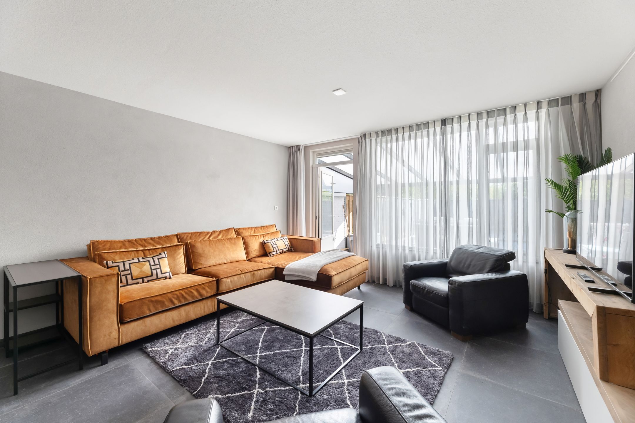 Photo 12 of Zuilenburg 72