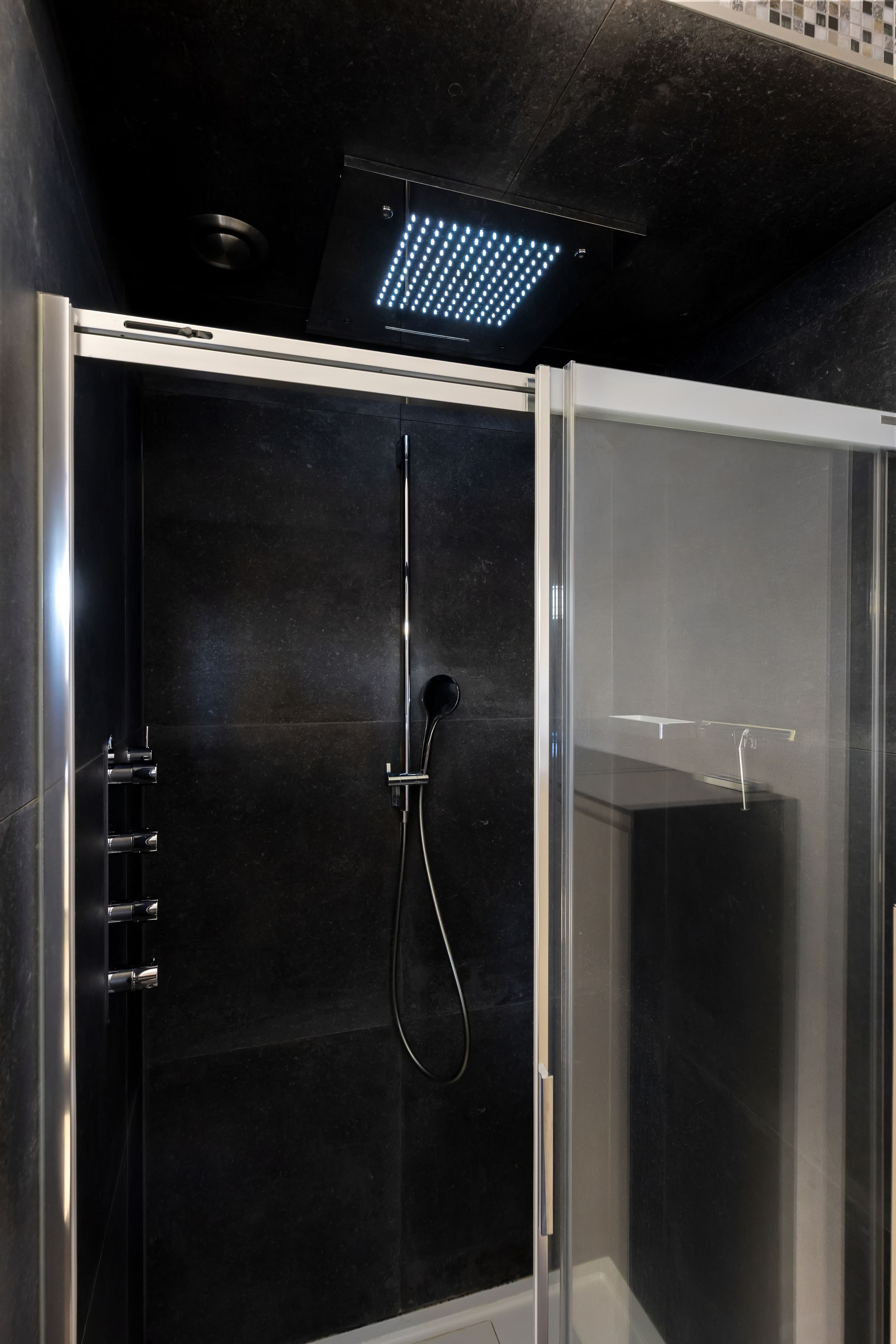 Photo 24 of Zuilenburg 72