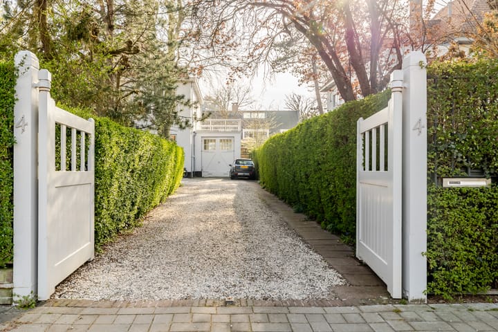 Foto 2 van Tapijtweg 4