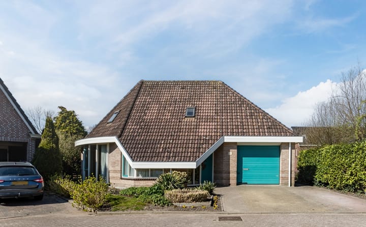 Photo 2 of Roodeswerf 11