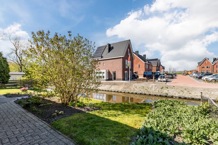 Photo 41 of Roodeswerf 11