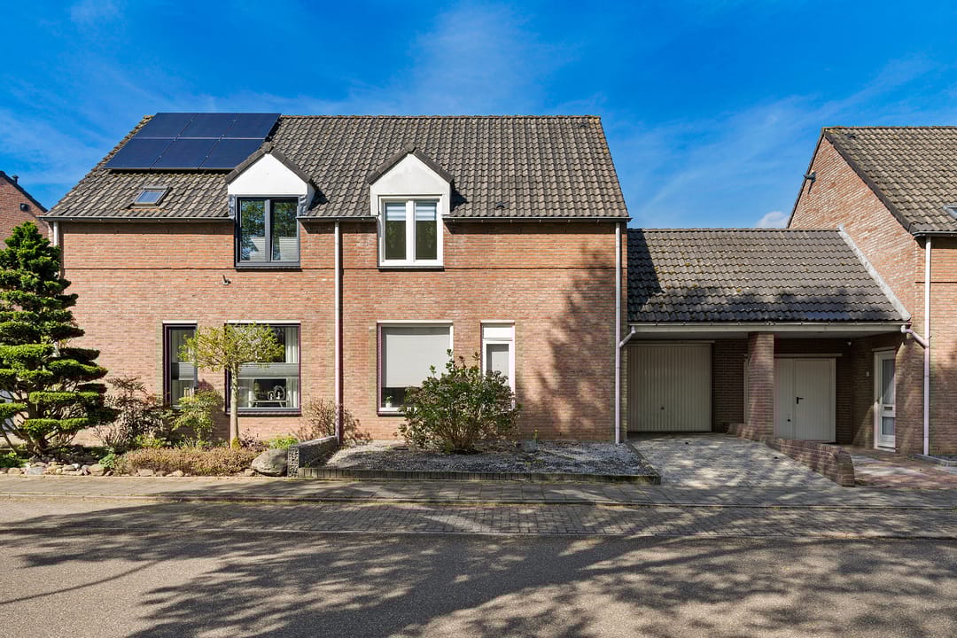 Foto 1 van Merovingenstraat 35