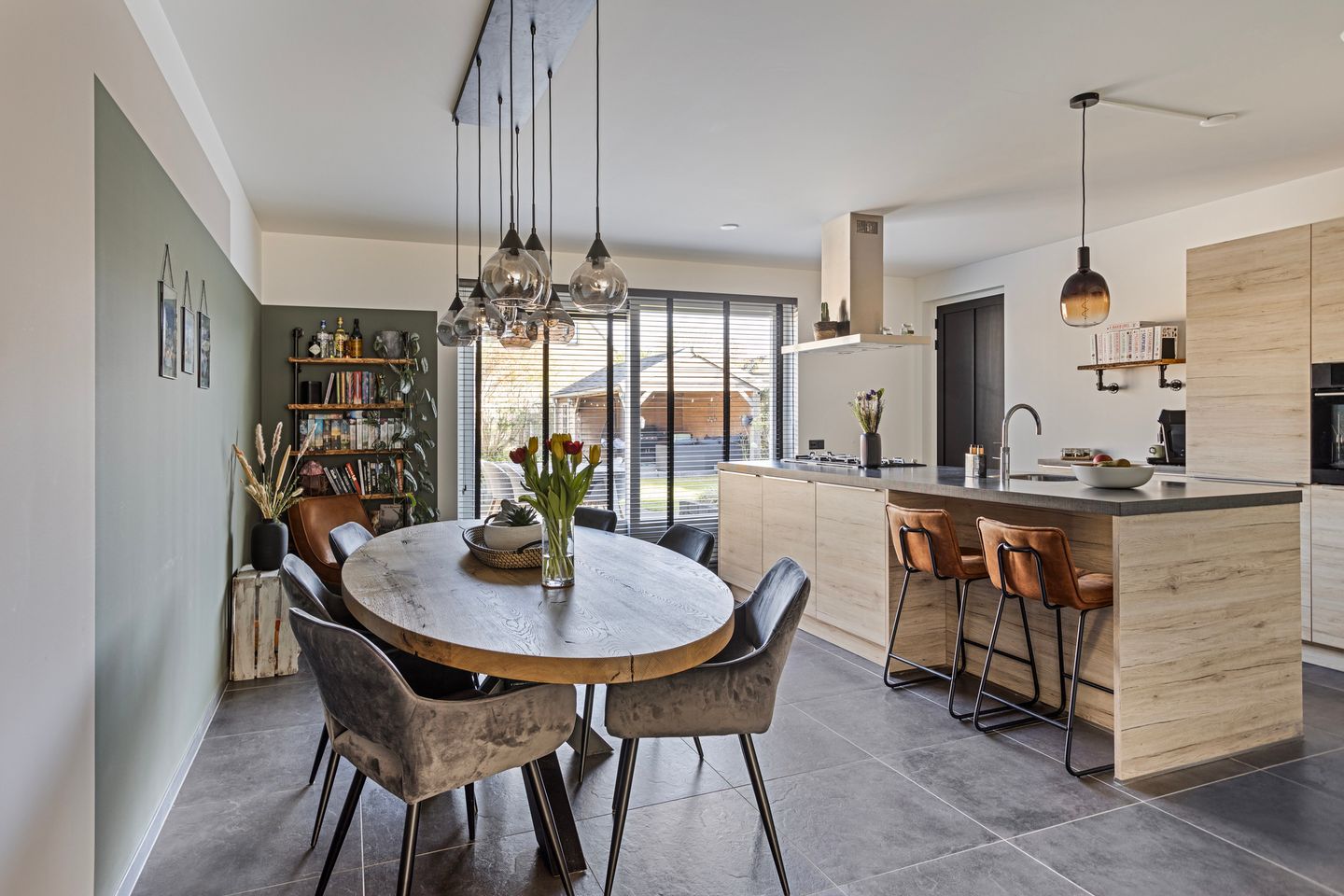 Photo 14 of Mackenhof 26