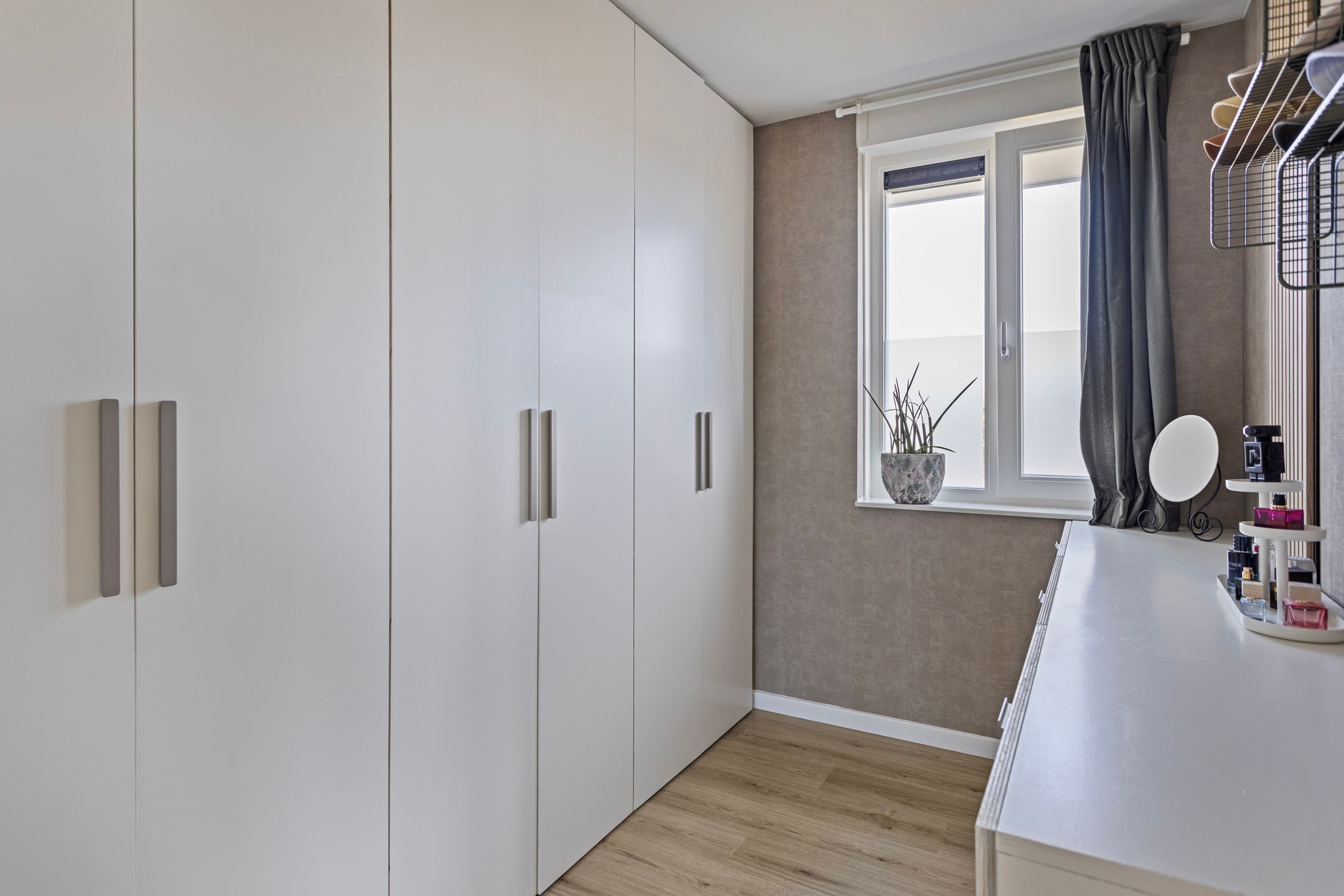 Photo 27 of Mackenhof 26