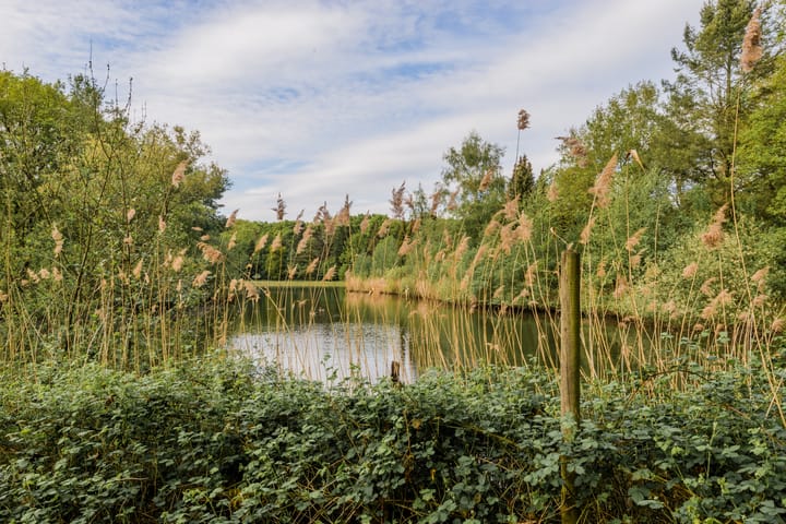 Foto 9 van Generaal de Bonskazerne - Hof van Velp (NB) - Knarrenhof