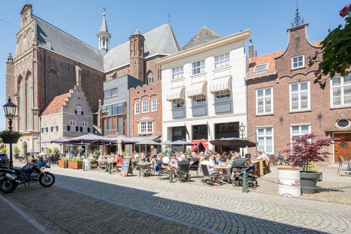 Foto 12 van Generaal de Bonskazerne - Hof van Velp (NB) - Knarrenhof