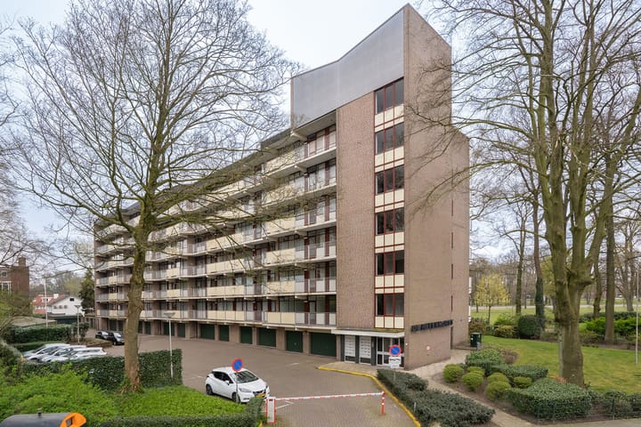 Foto 1 van Marthalaan 2-404