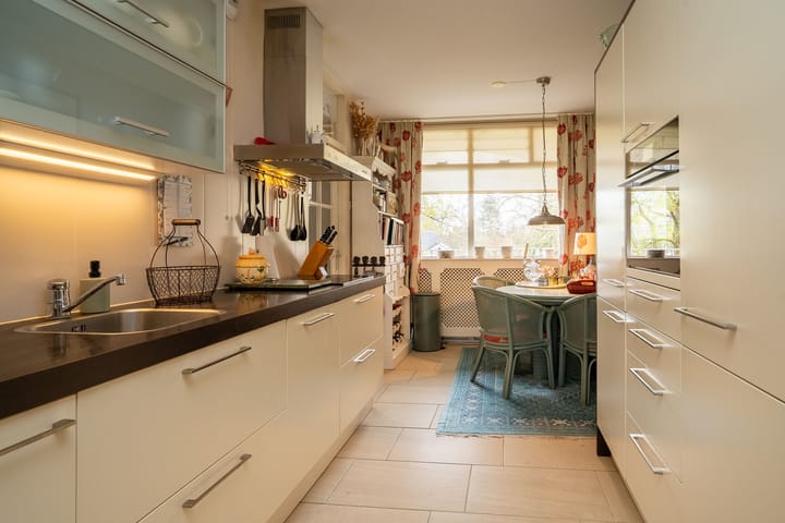 Foto 3 van Marthalaan 2-404