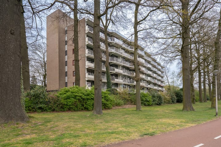 Foto 5 van Marthalaan 2-404